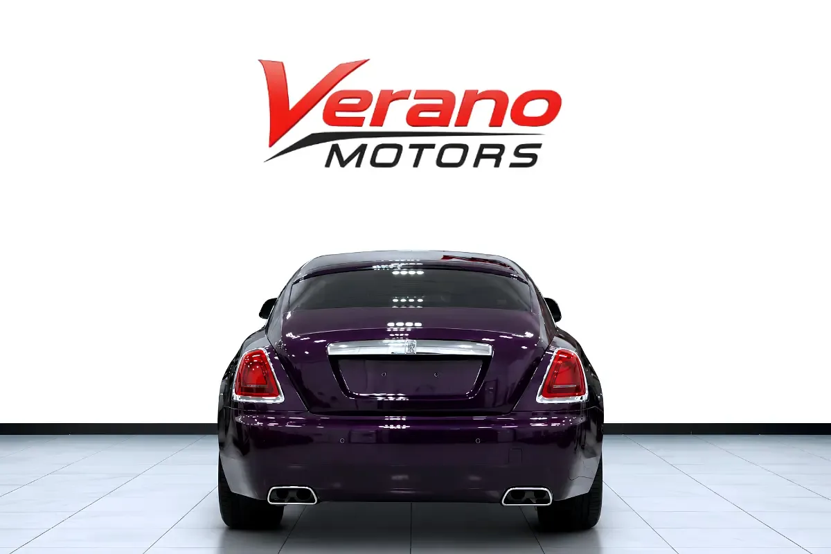 Rolls-Royce Wraith 6.6 AT RWD (632 حصان) - 6
