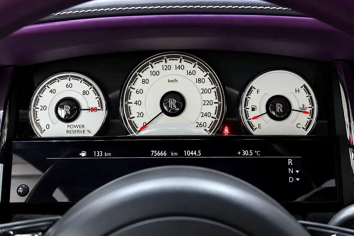 Rolls-Royce Wraith 6.6 AT RWD (632 حصان) - 20