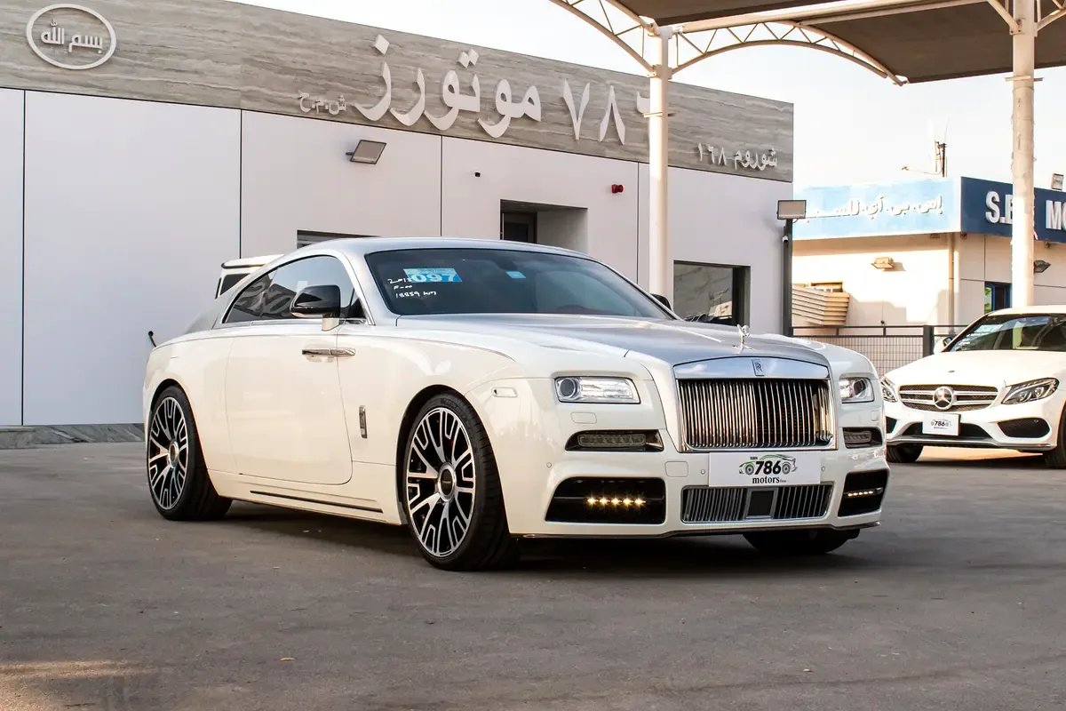 Rolls-Royce Wraith 6.6 AT RWD (632 حصان) - 3