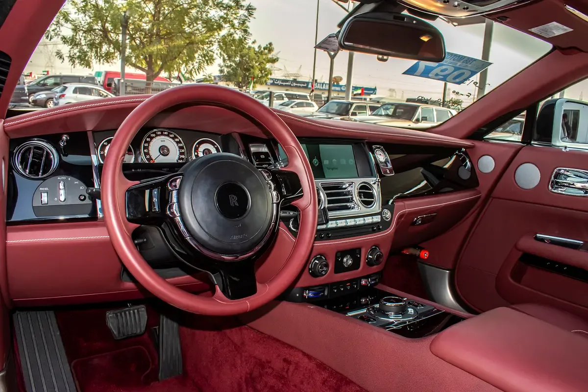 Rolls-Royce Wraith 6.6 AT RWD (632 حصان) - 14