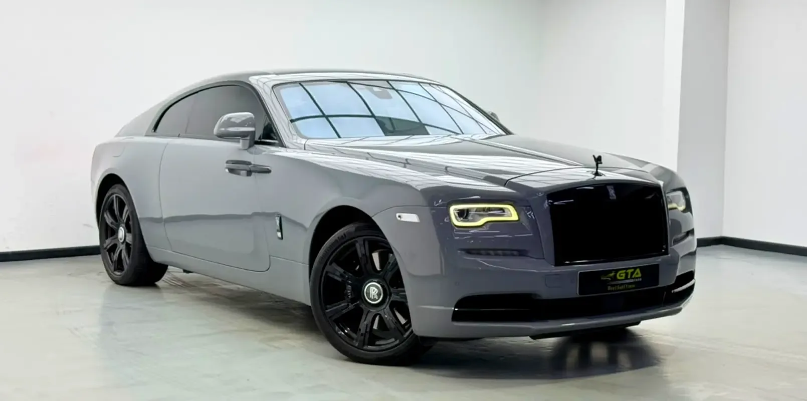 Rolls-Royce Wraith 6.6 AT RWD (632 hp) - 3