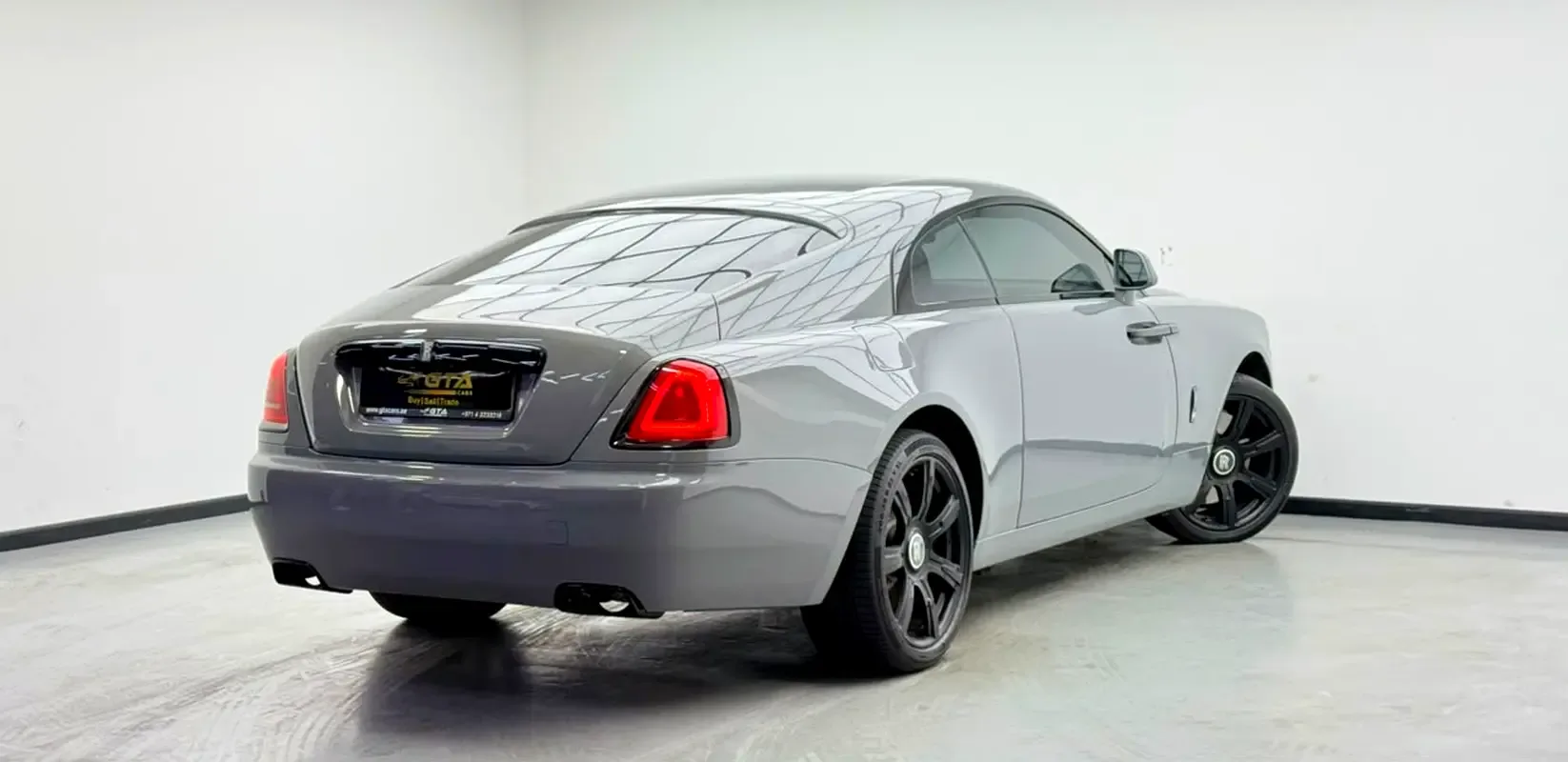 Rolls-Royce Wraith 6.6 AT RWD (632 hp) - 4