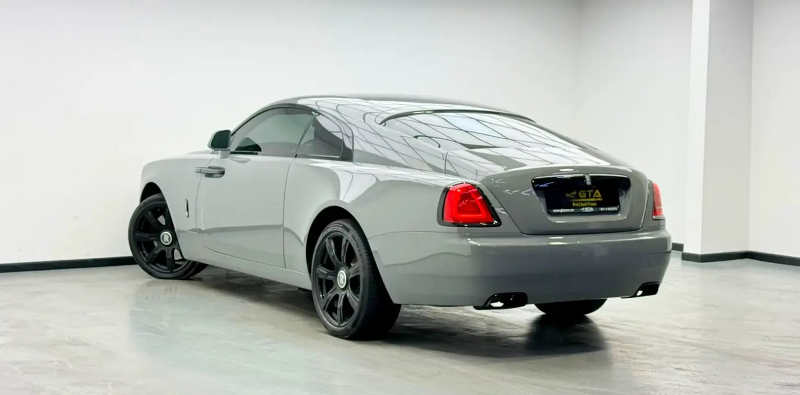 Rolls-Royce Wraith 6.6 AT RWD (632 hp) - 6