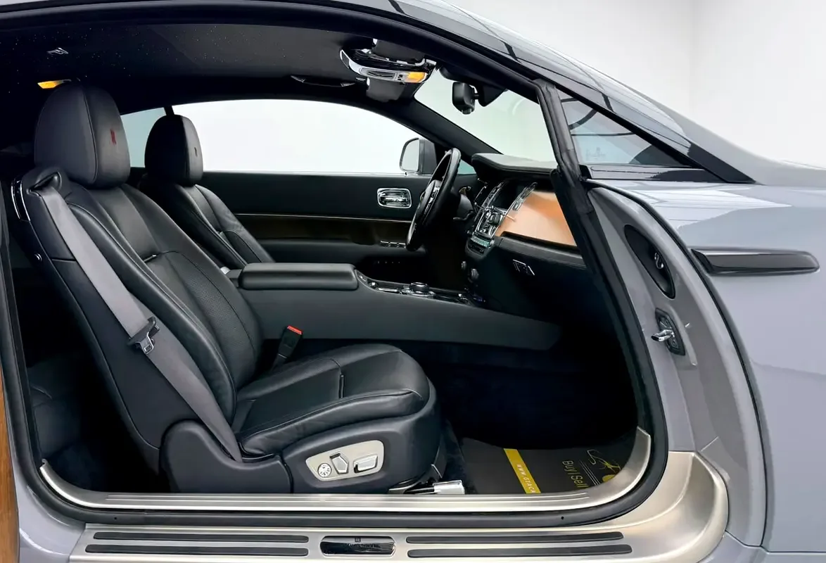 Rolls-Royce Wraith 6.6 AT RWD (632 hp) - 10