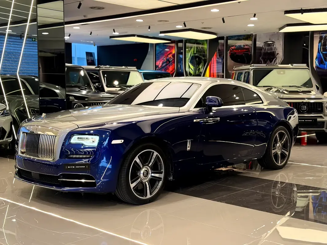 Rolls-Royce Wraith 6.6 AT RWD (632 hp) - 3