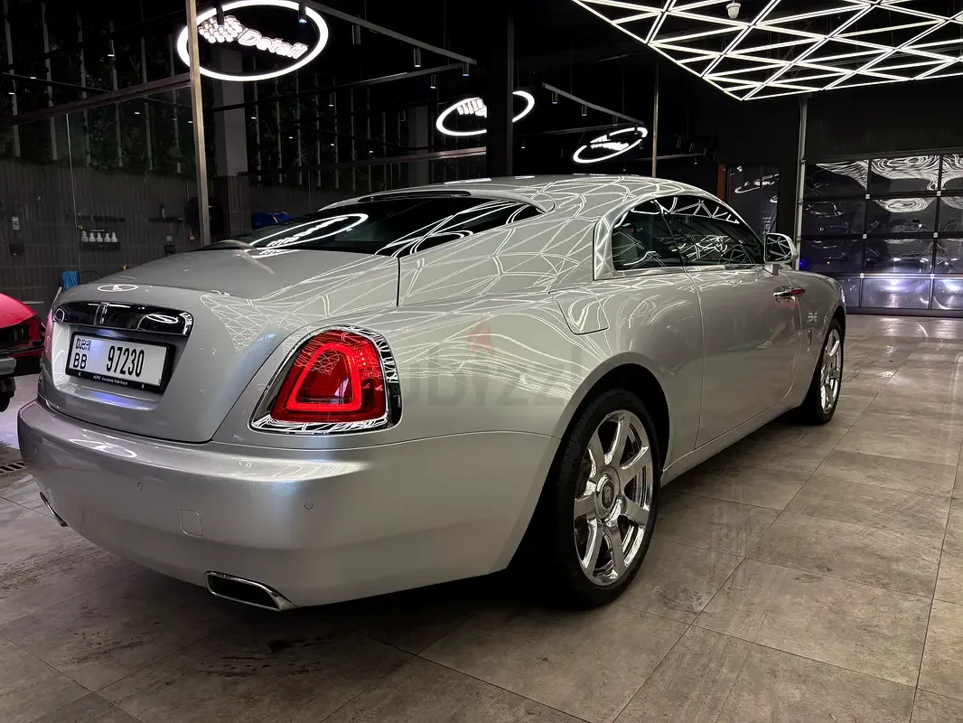 Rolls-Royce Wraith 6.6 AT RWD (632 حصان) - 5
