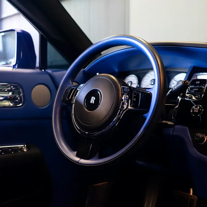 Rolls-Royce Wraith 6.6 AT RWD (632 hp) - 11