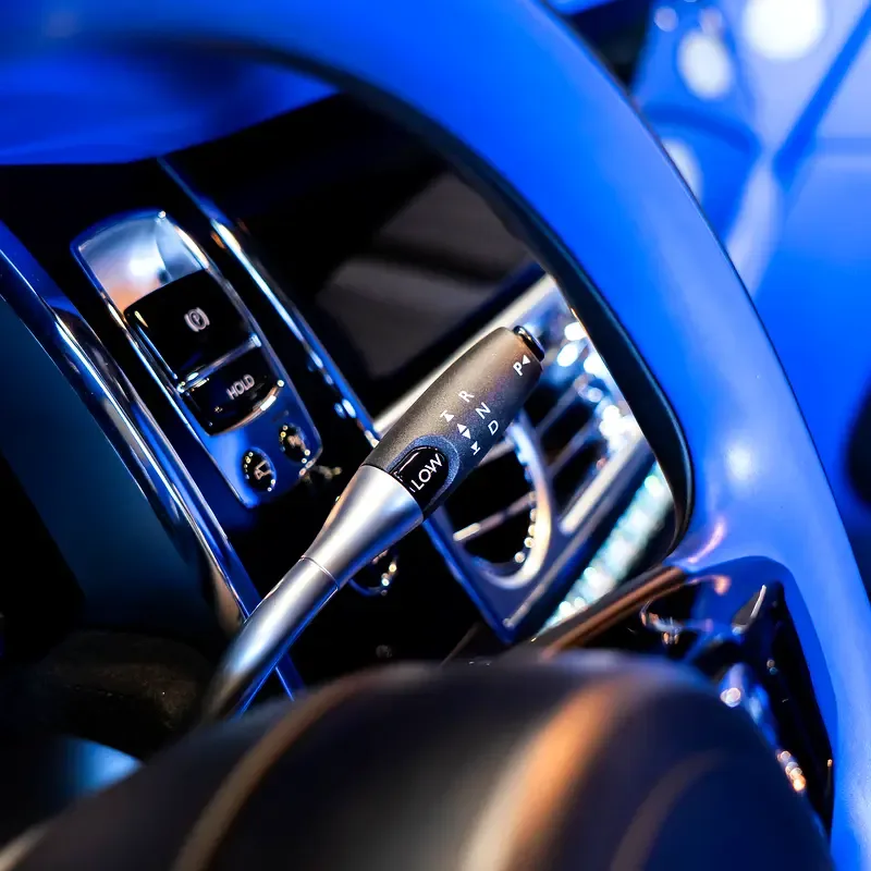 Rolls-Royce Wraith 6.6 AT RWD (632 hp) - 15
