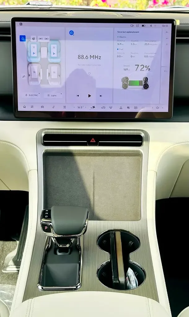 Rox 01 1.5 AT 4WD (476 hp) - 17