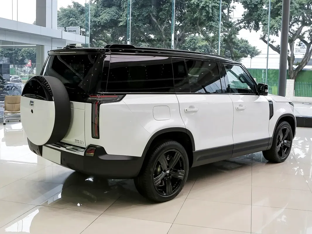 Rox 01 1.5 AT 4WD (476 hp) - 2