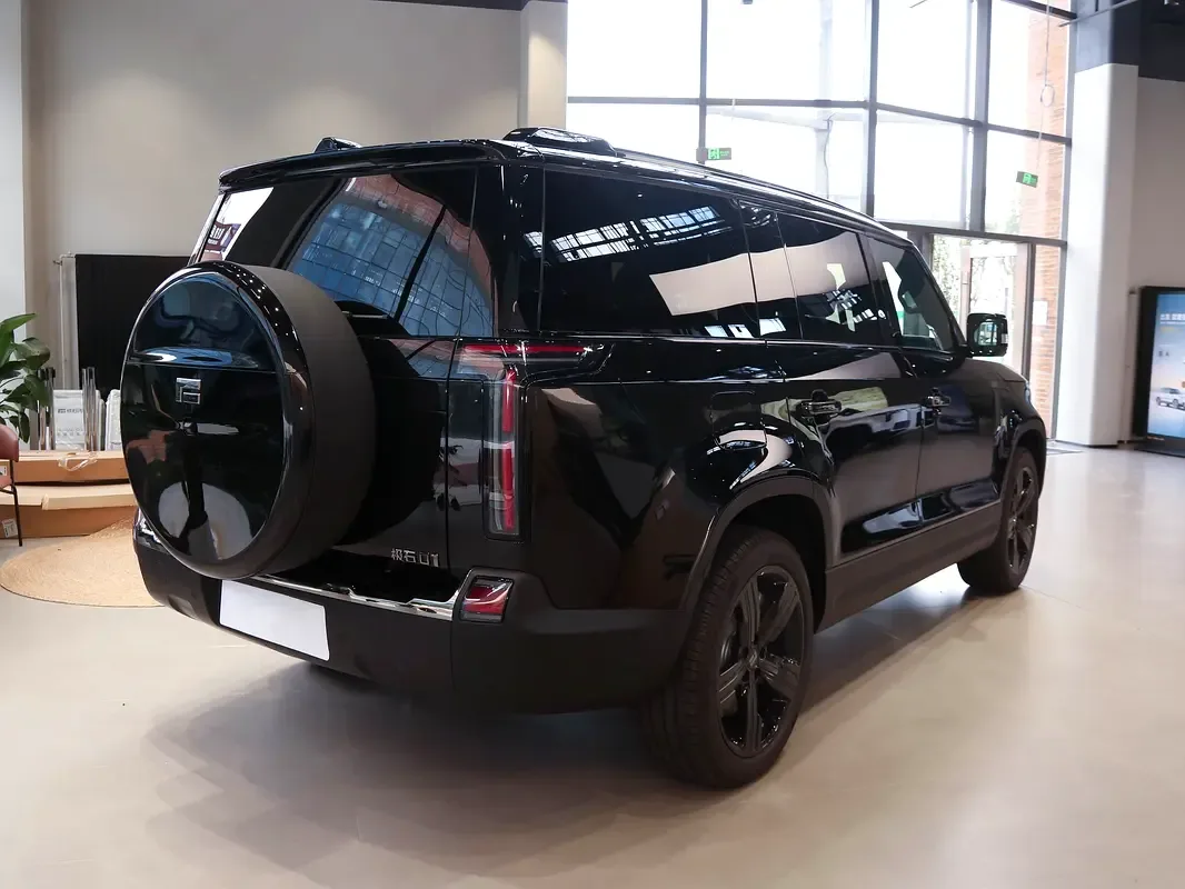 Rox 01 1.5 AT 4WD (476 hp)