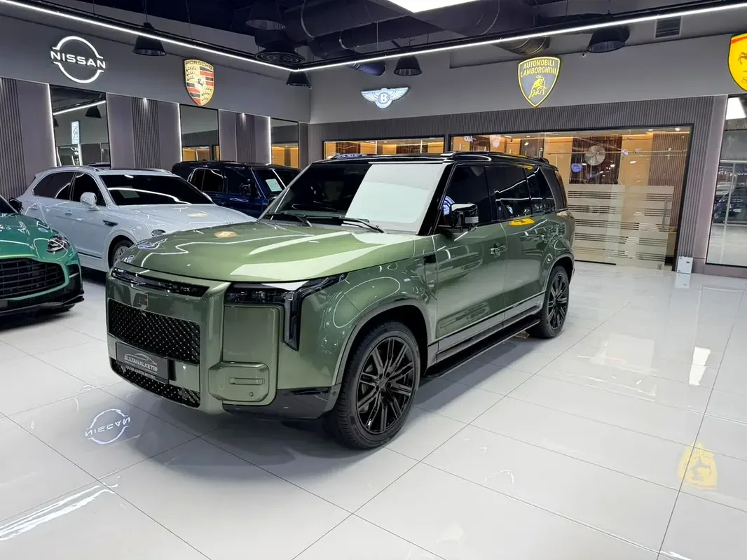 Rox Adamas 1.5 AT AWD (475 hp)