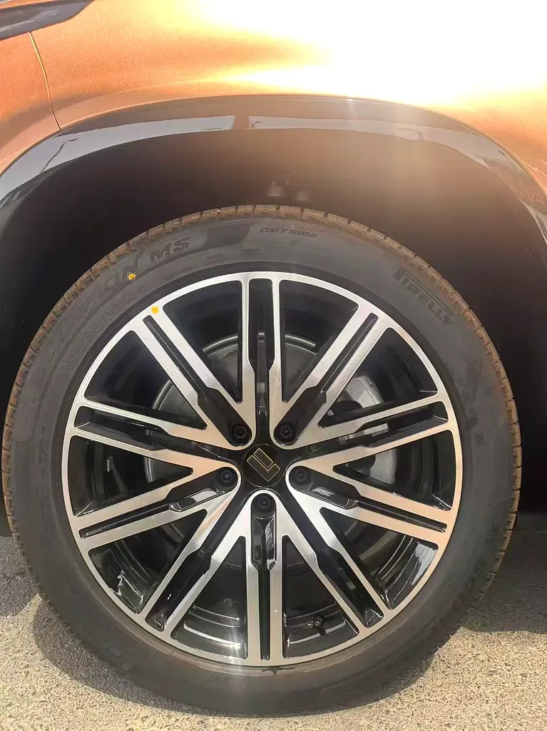 Rox Adamas 1.5 AT AWD (475 hp) - 5