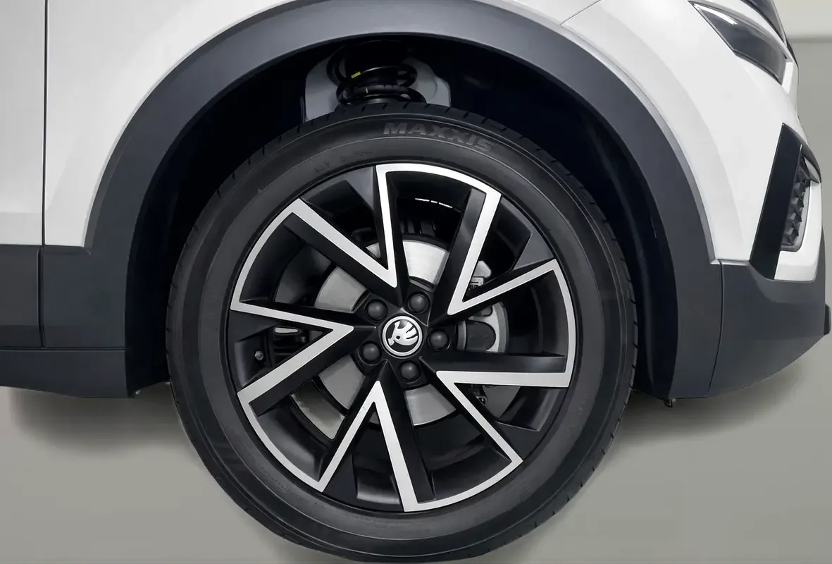 Skoda Kushaq 1.0 AT (116 hp) - 12