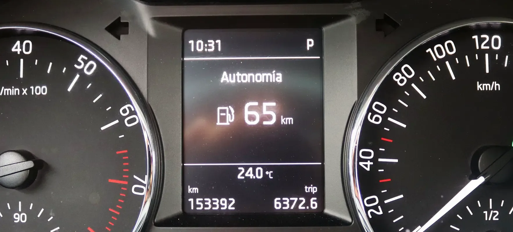Skoda Octavia 1.4 AMT (150 حصان) - 10