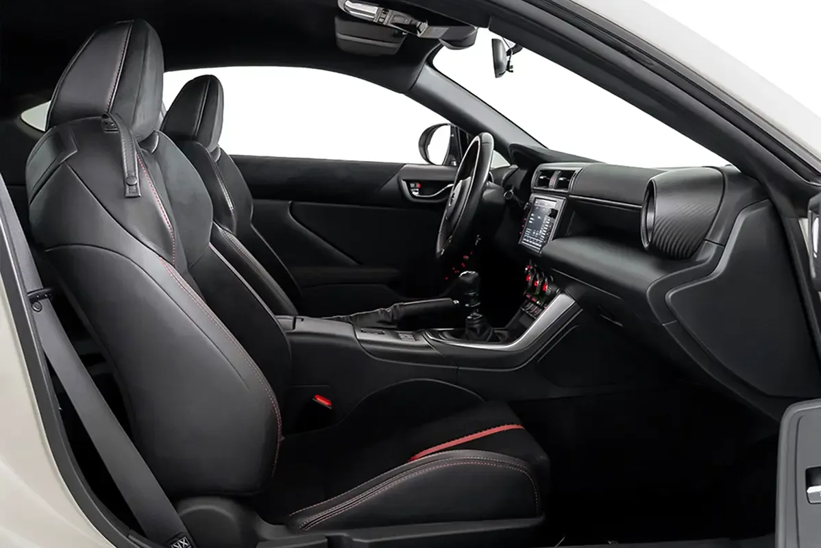 Subaru BRZ 2.4 MT (231 حصان) - 8