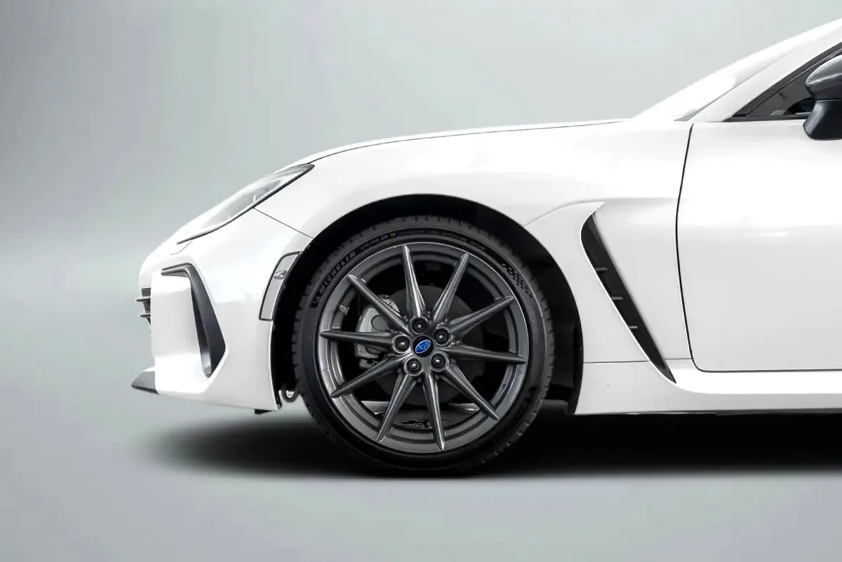 Subaru BRZ 2.4 MT (231 حصان) - 6