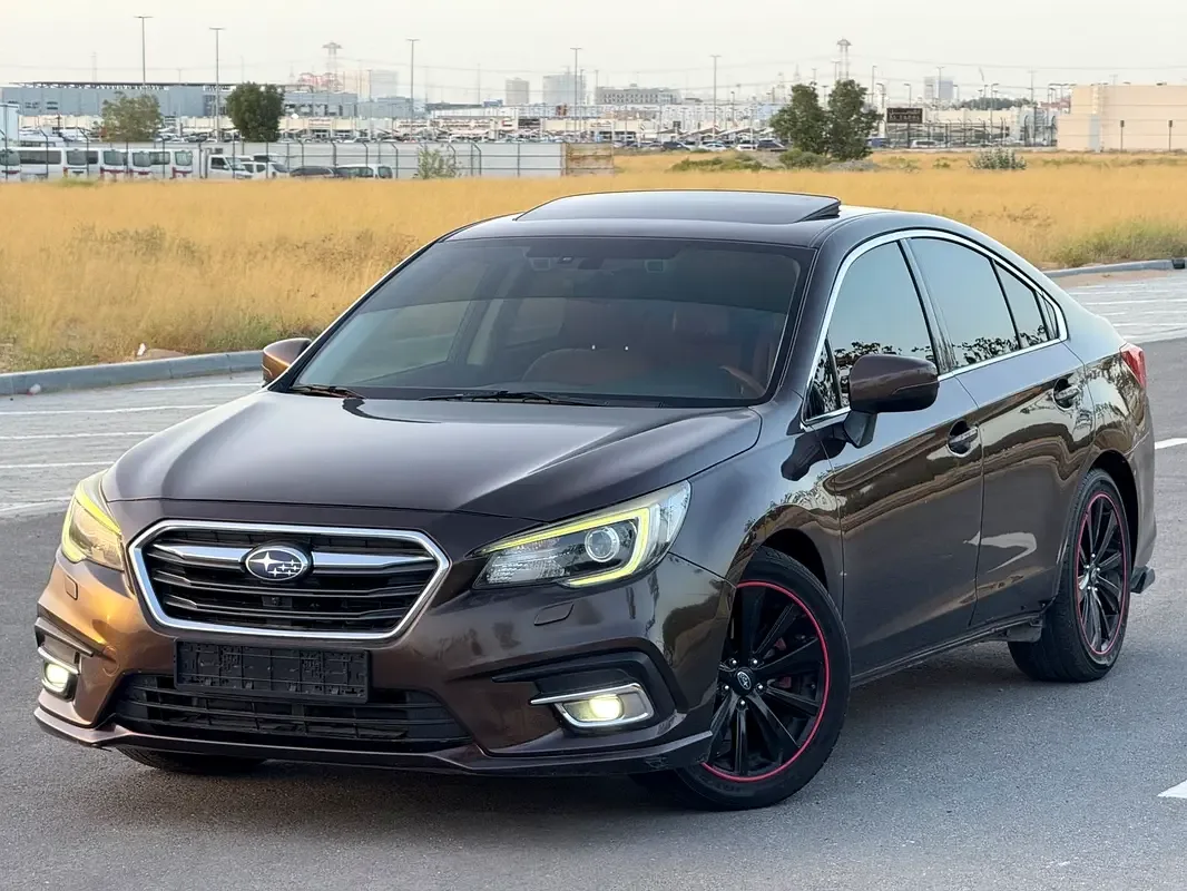 Subaru Legacy 3.6 CVT AWD (260 hp)