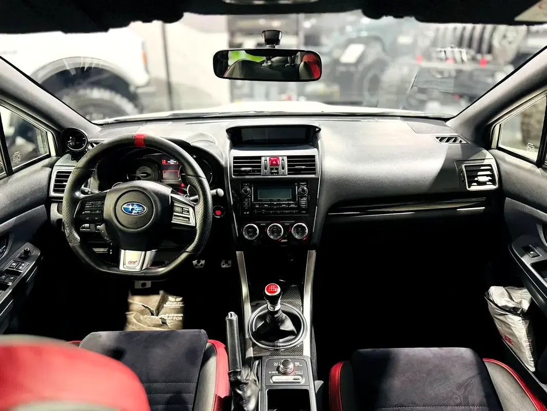 Subaru WRX 2.0 MT 4WD (268 hp) - 12