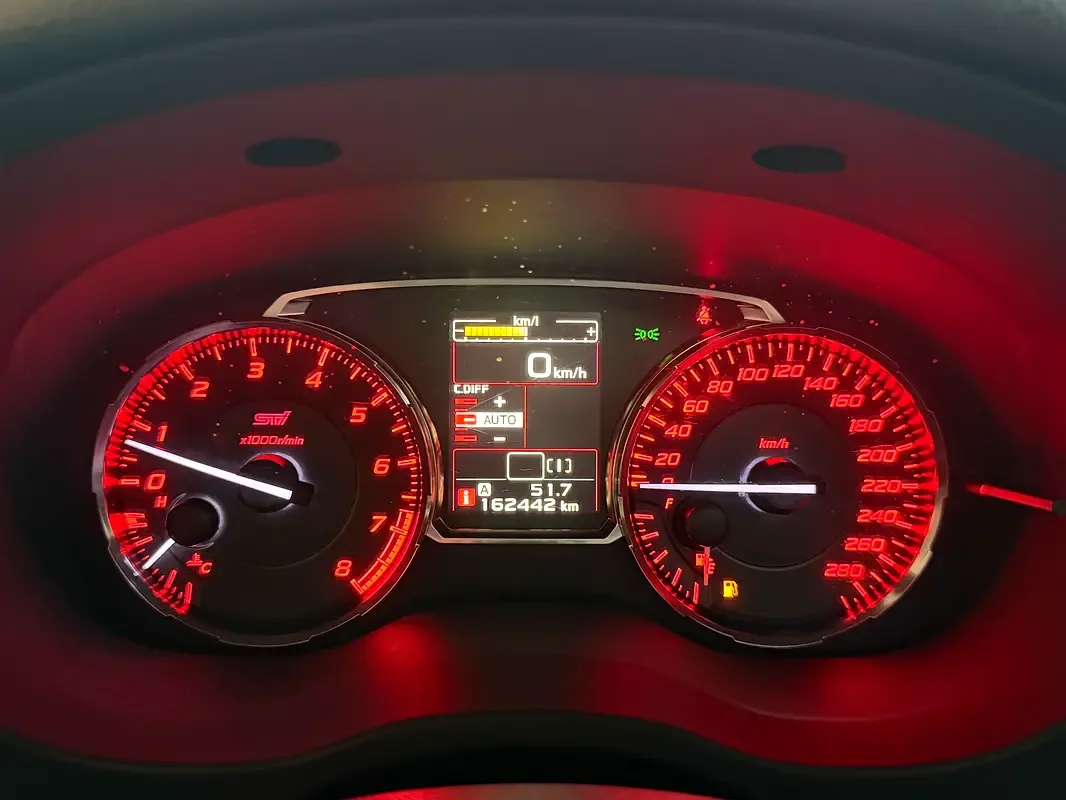 Subaru WRX 2.0 MT 4WD (268 حصان) - 18