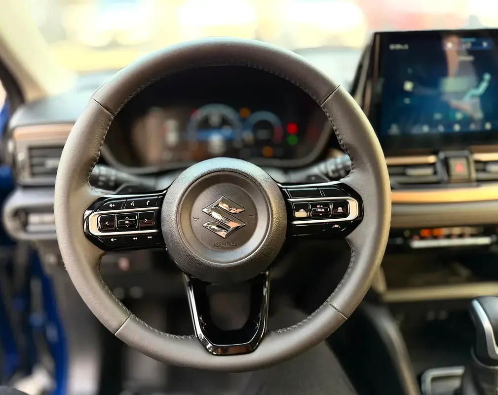 Suzuki Across 1.5 AT (102 hp) - 10