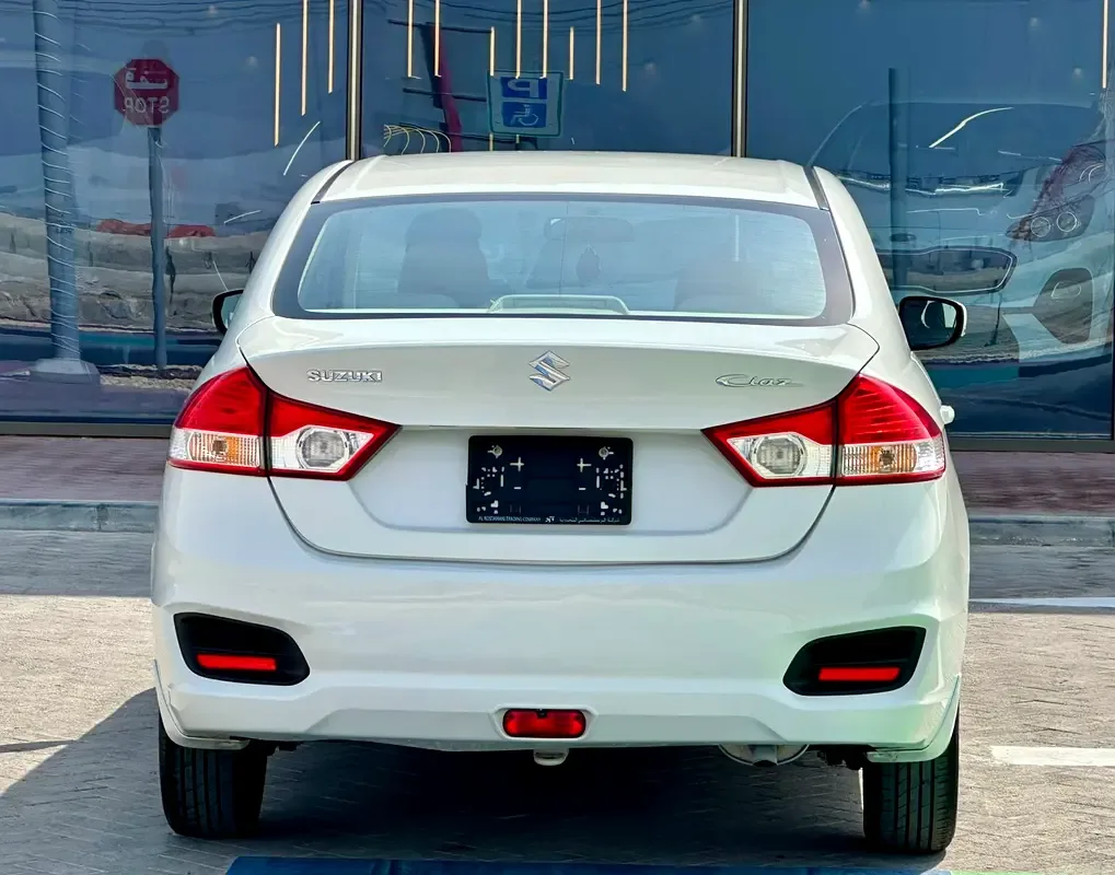 Suzuki Ciaz 1.5 AT (105 حصان) - 6