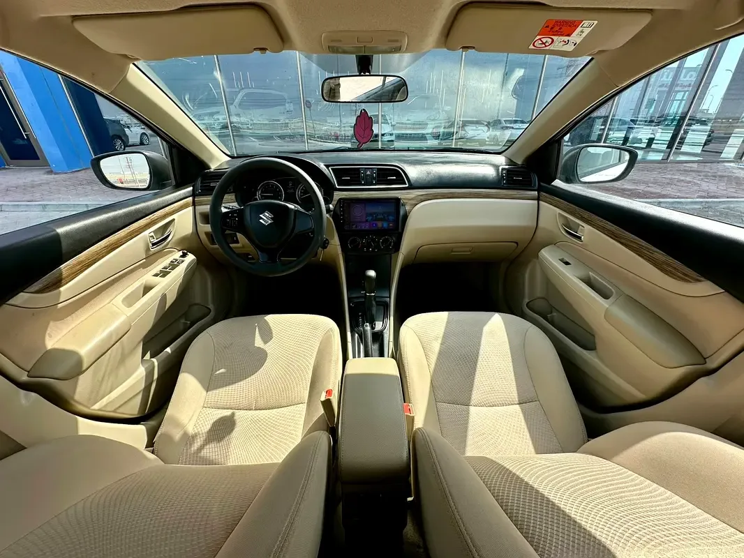 Suzuki Ciaz 1.5 AT (105 حصان) - 7