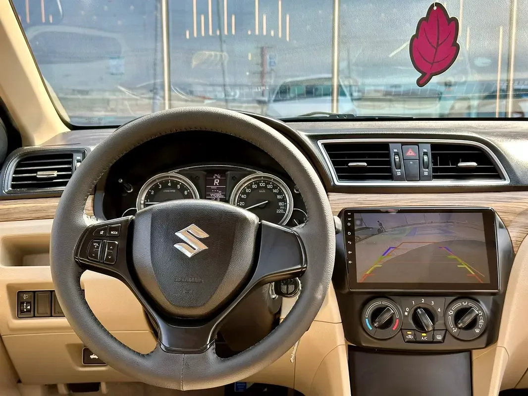 Suzuki Ciaz 1.5 AT (105 حصان) - 12