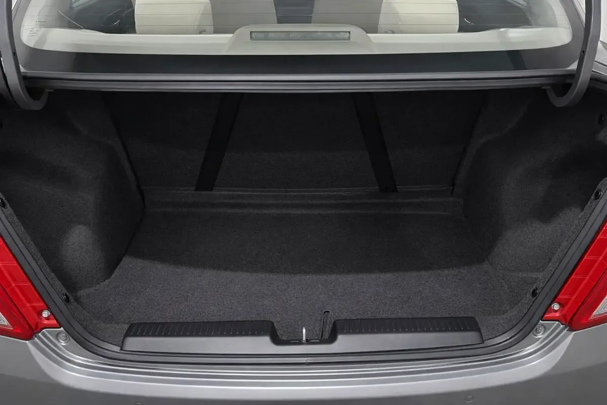 Suzuki DZire 1.2 AMT (83 hp) - 10