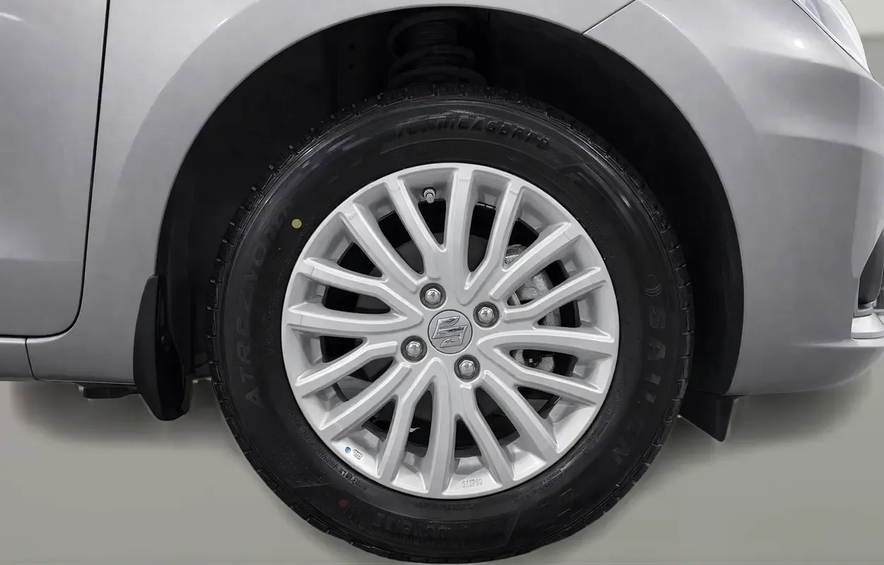 Suzuki DZire 1.2 AMT (83 hp) - 11
