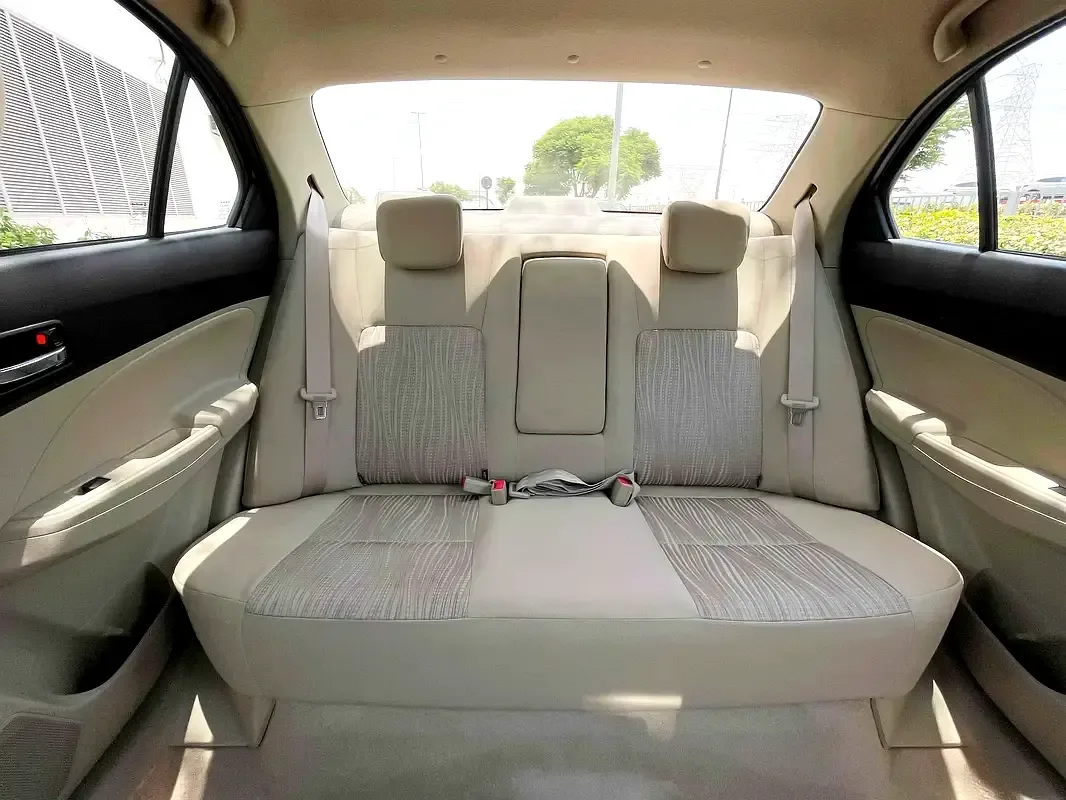 Suzuki DZire 1.2 AMT (90 hp) - 11