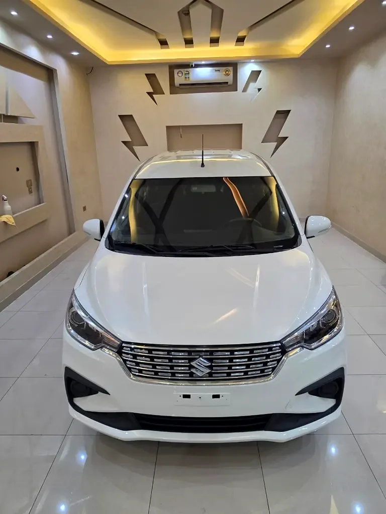 Suzuki Ertiga 1.5 AT (101 hp)