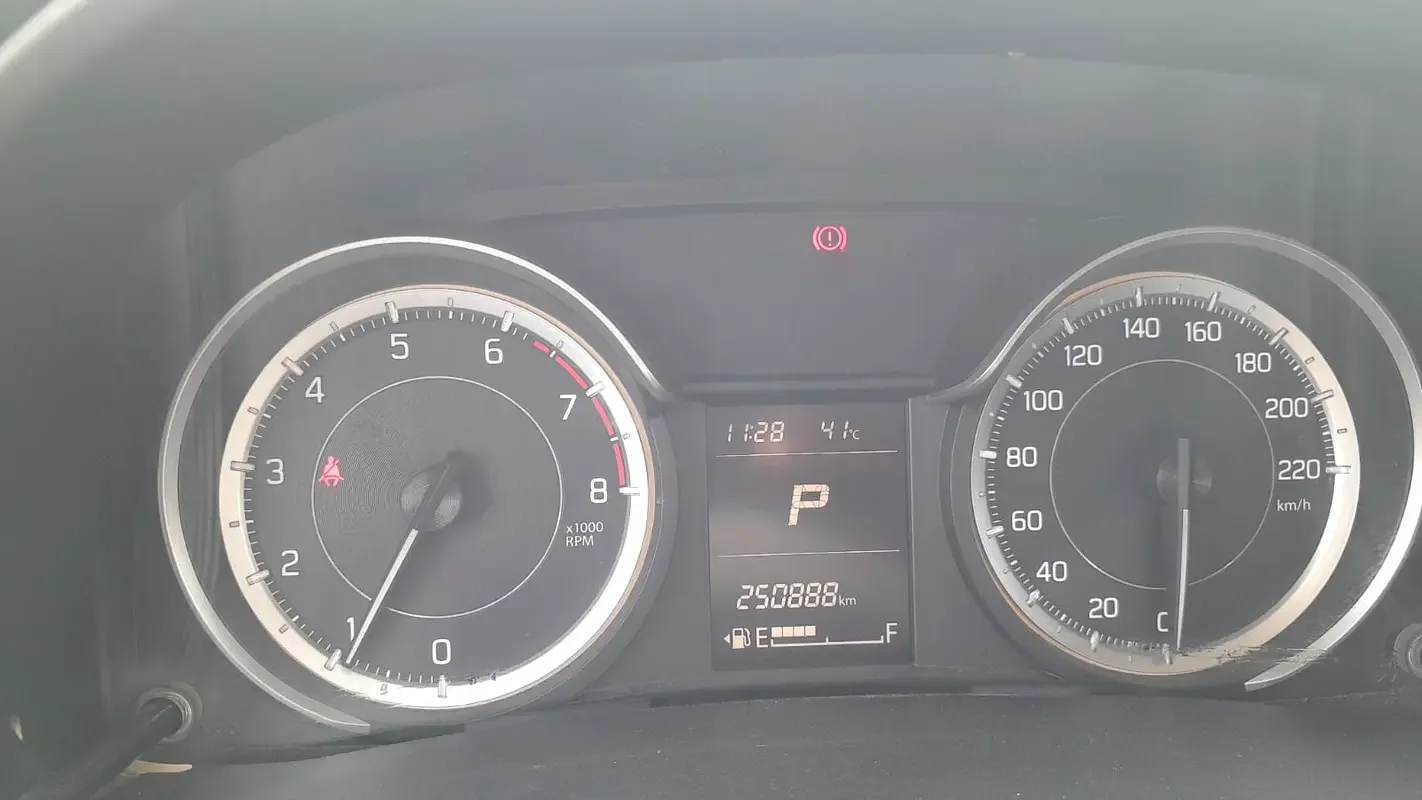 Suzuki Ertiga 1.5 AT (101 حصان) - 11