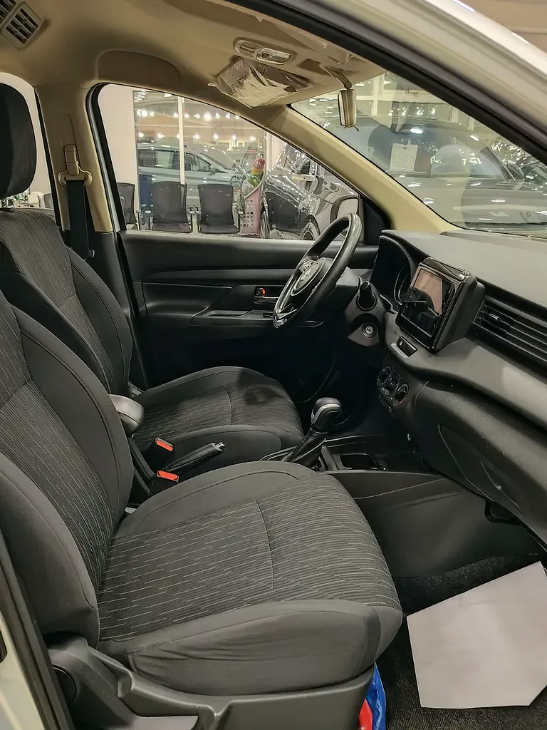 Suzuki Ertiga 1.5 AT (101 حصان) - 14
