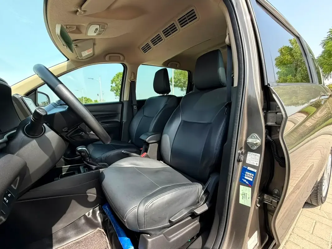 Suzuki Ertiga 1.5 AT (101 hp) - 9