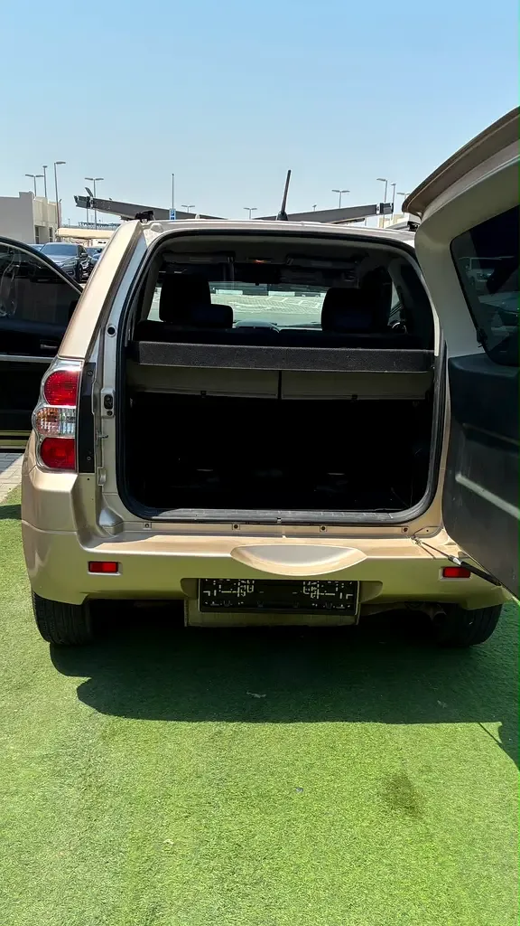Suzuki Grand Vitara 2.4 AT 4WD (169 hp) - 13