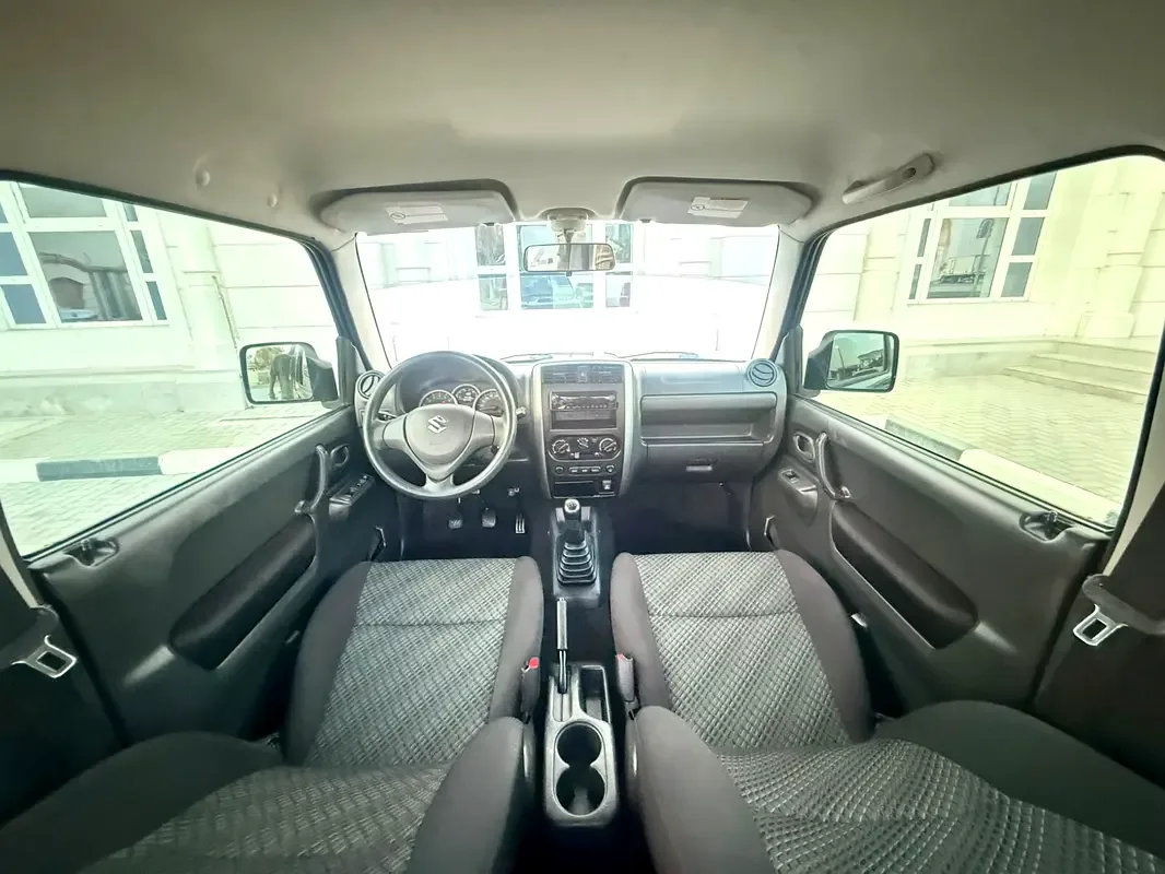 Suzuki Jimny 1.3 MT AWD (85 hp) - 12