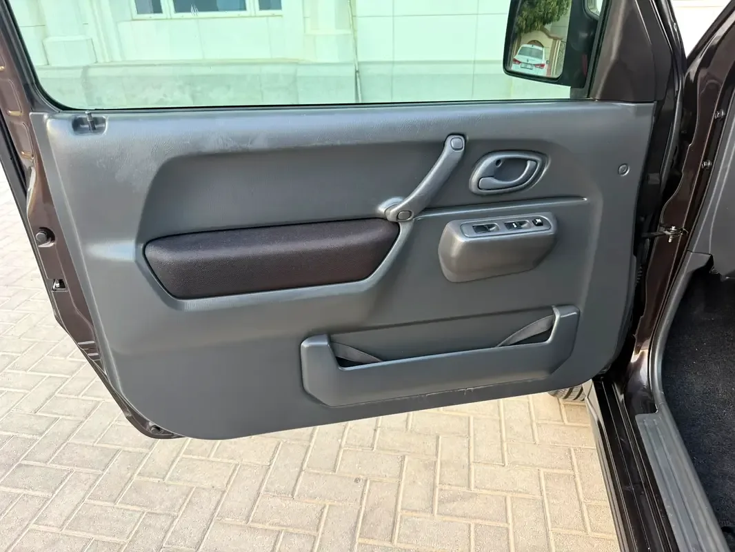 Suzuki Jimny 1.3 MT AWD (85 hp) - 17