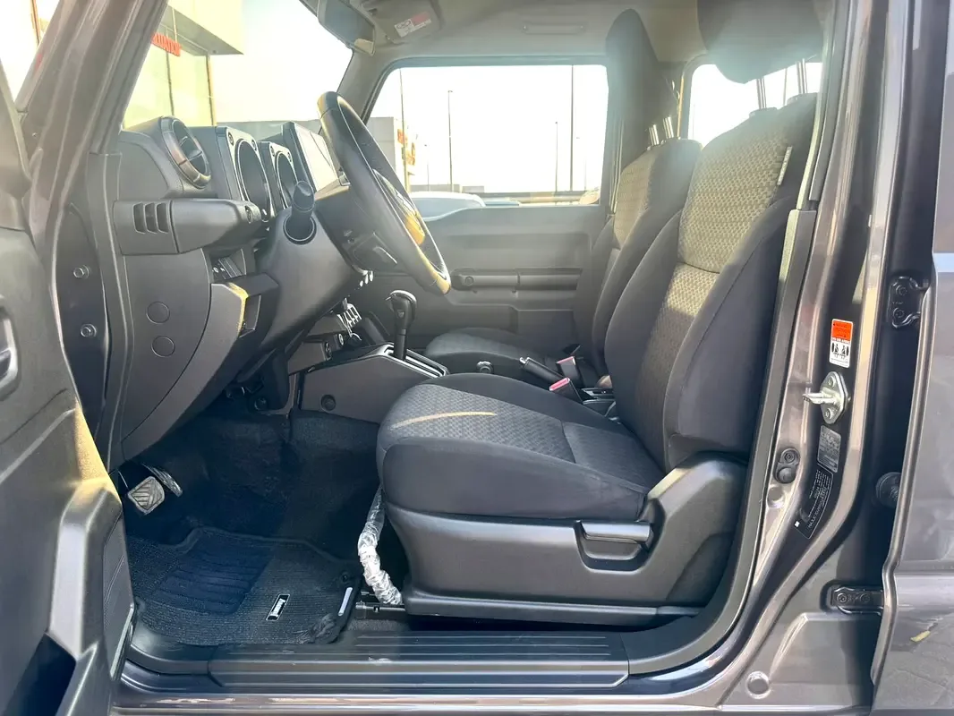 Suzuki Jimny 1.5 AT 4WD (102 hp) - 9