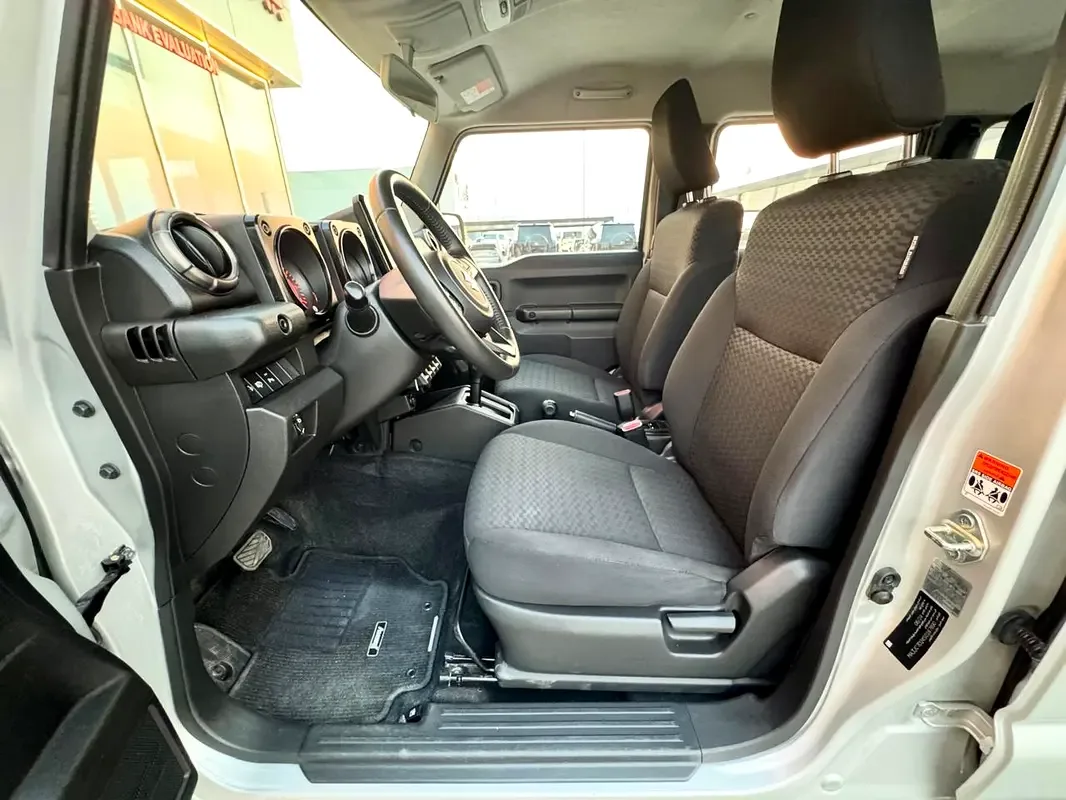 Suzuki Jimny 1.5 AT 4WD (102 hp) - 9