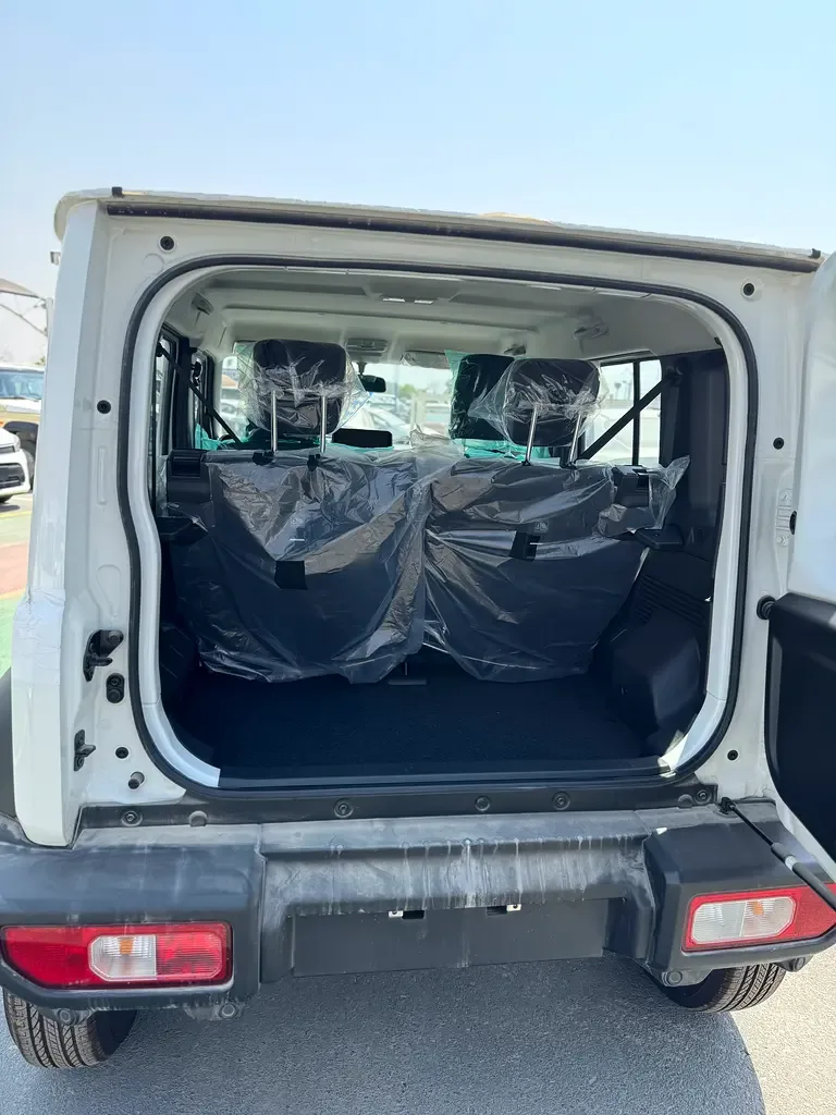 Suzuki Jimny 1.5 AT AWD (105 حصان) - 8