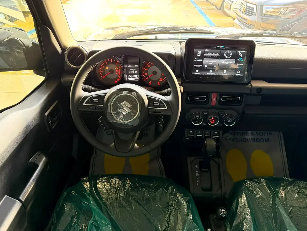 Suzuki Jimny 1.5 AT AWD (105 حصان) - 14
