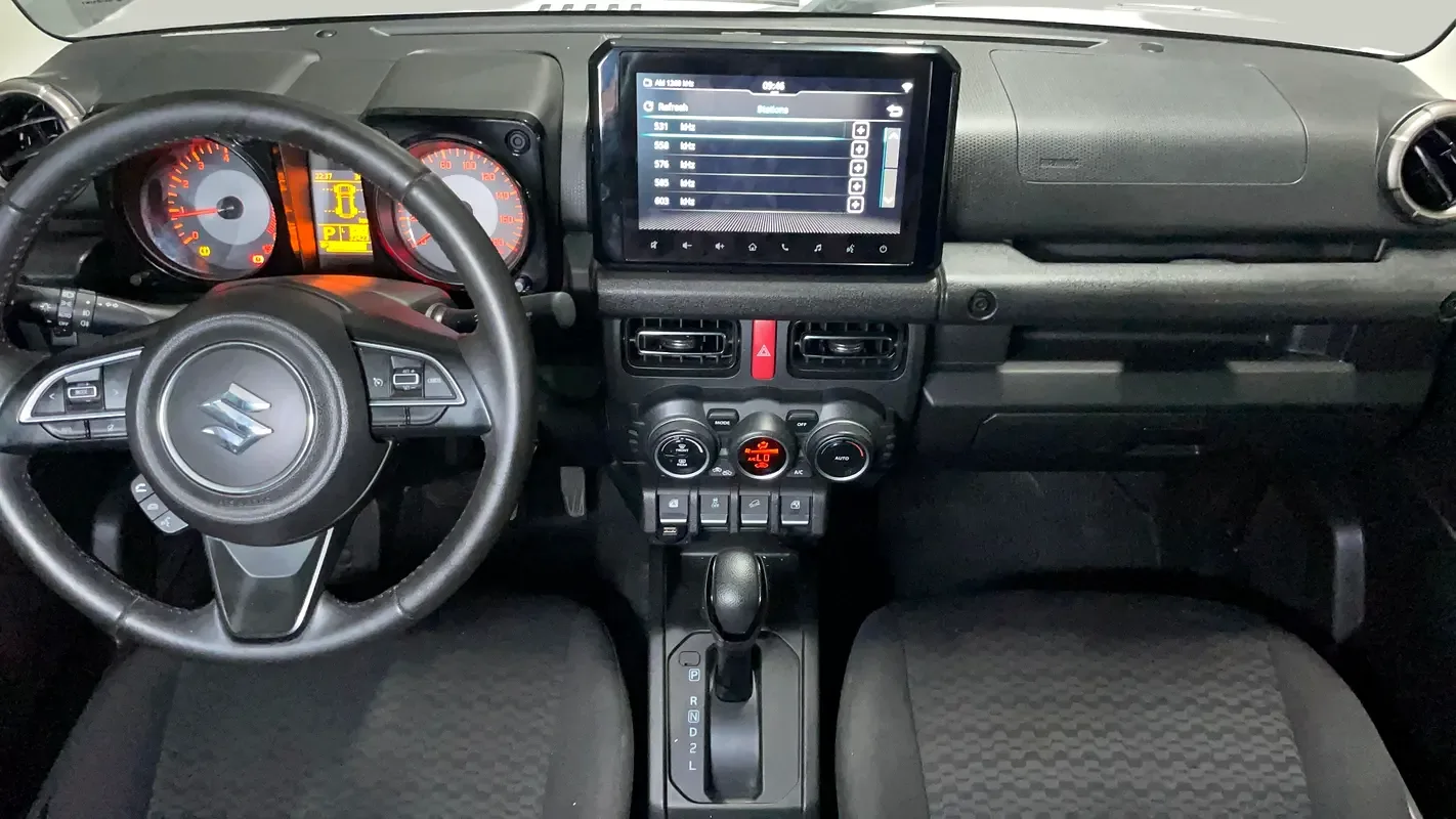 Suzuki Jimny 1.5 AT AWD (105 حصان) - 6