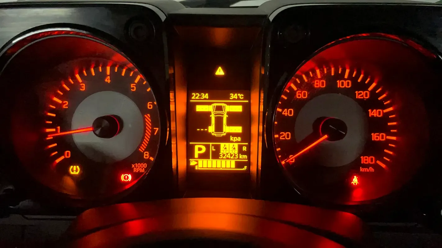 Suzuki Jimny 1.5 AT AWD (105 حصان) - 9