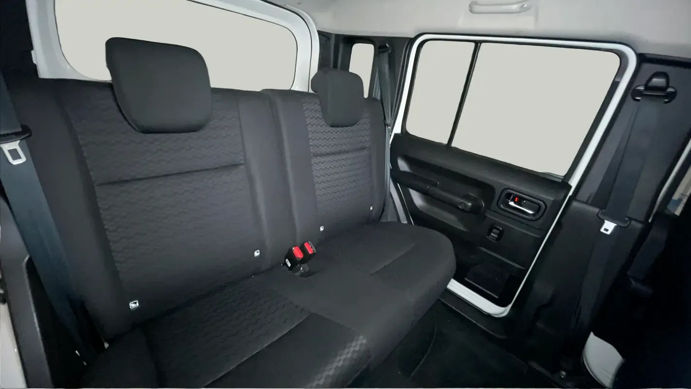 Suzuki Jimny 1.5 AT AWD (105 حصان) - 10