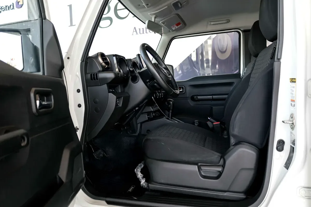 Suzuki Jimny 1.5 AT AWD (105 حصان) - 8