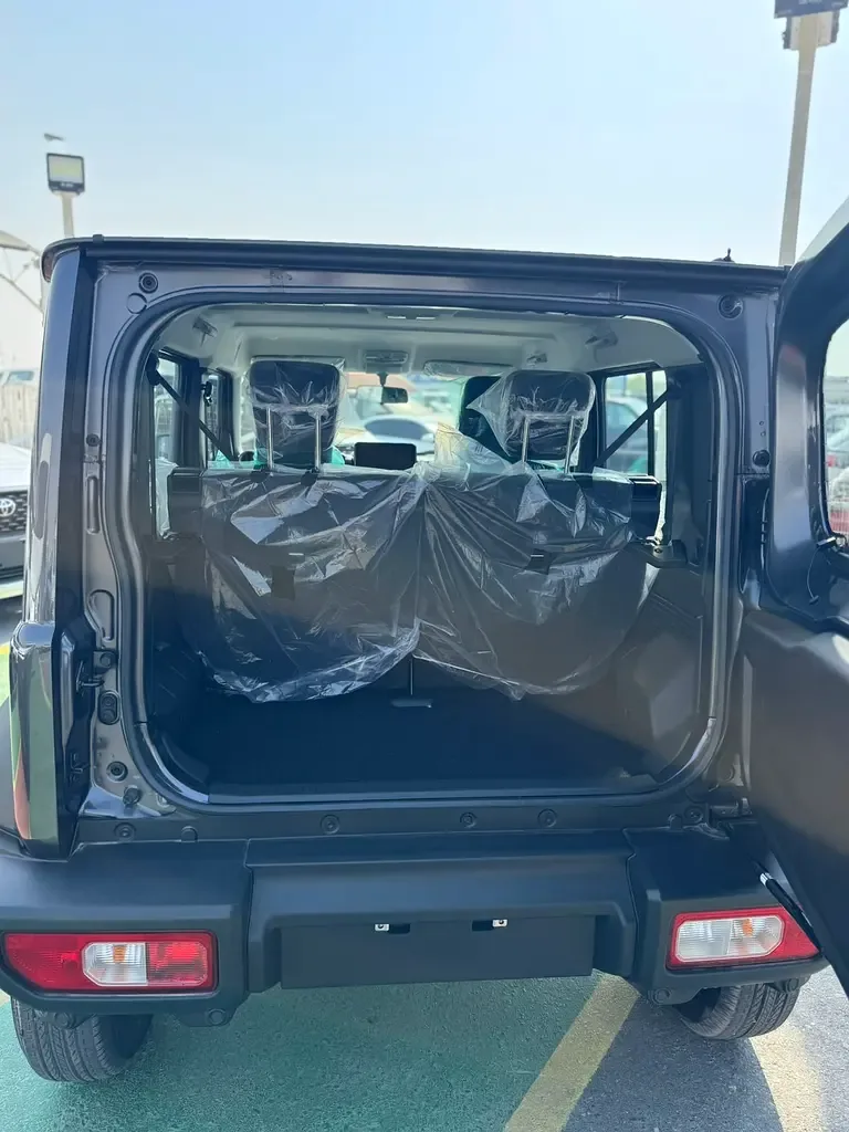 Suzuki Jimny 1.5 AT AWD (105 حصان) - 10