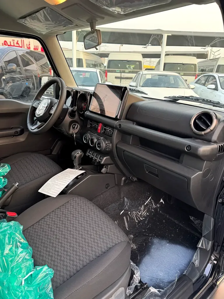 Suzuki Jimny 1.5 AT AWD (105 حصان) - 15