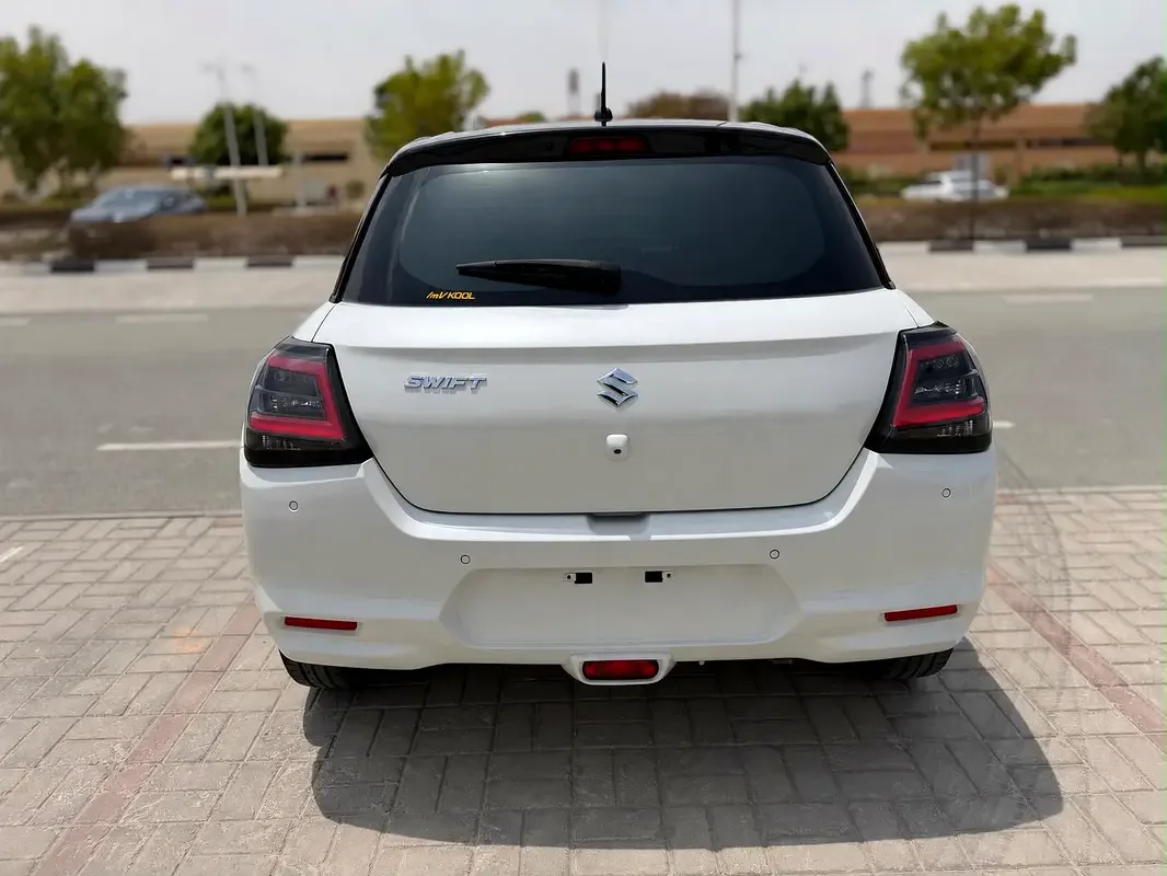 Suzuki Swift 1.0 AT (112 حصان) - 8