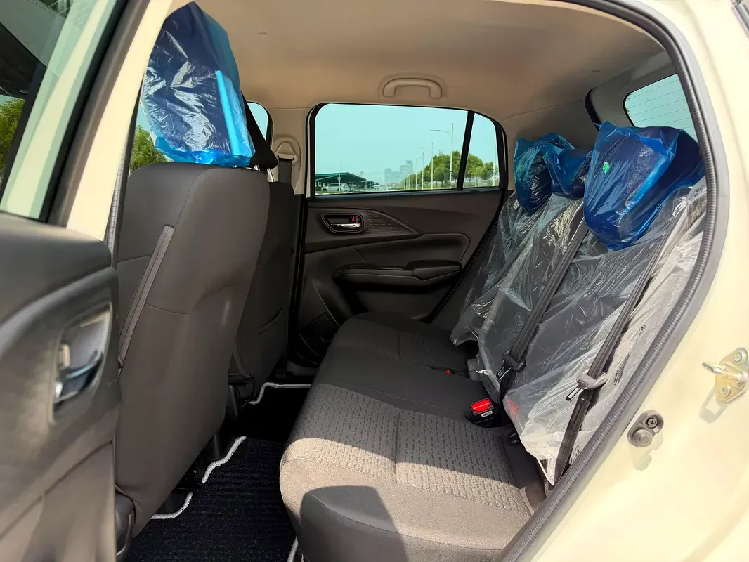 Suzuki Swift 1.0 AT (112 حصان) - 10